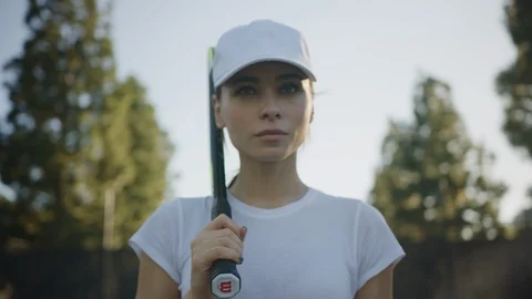 Tennis player getting ready for training 스톡 동영상 126305385