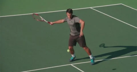 Tennis Player Volleys. 库存影片 58861952