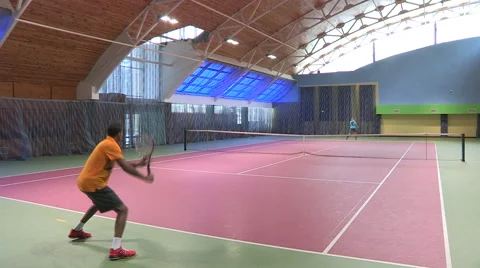 Tennis players in action Vídeo Stock 48319057