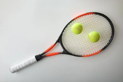 Tennis Racket with Balls on Strings 库存照片