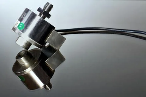 Tensometric sensor used in kitchen and personal scales. Stock-Fotos