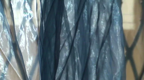 Tent flapping on the balcony 動画素材 598534