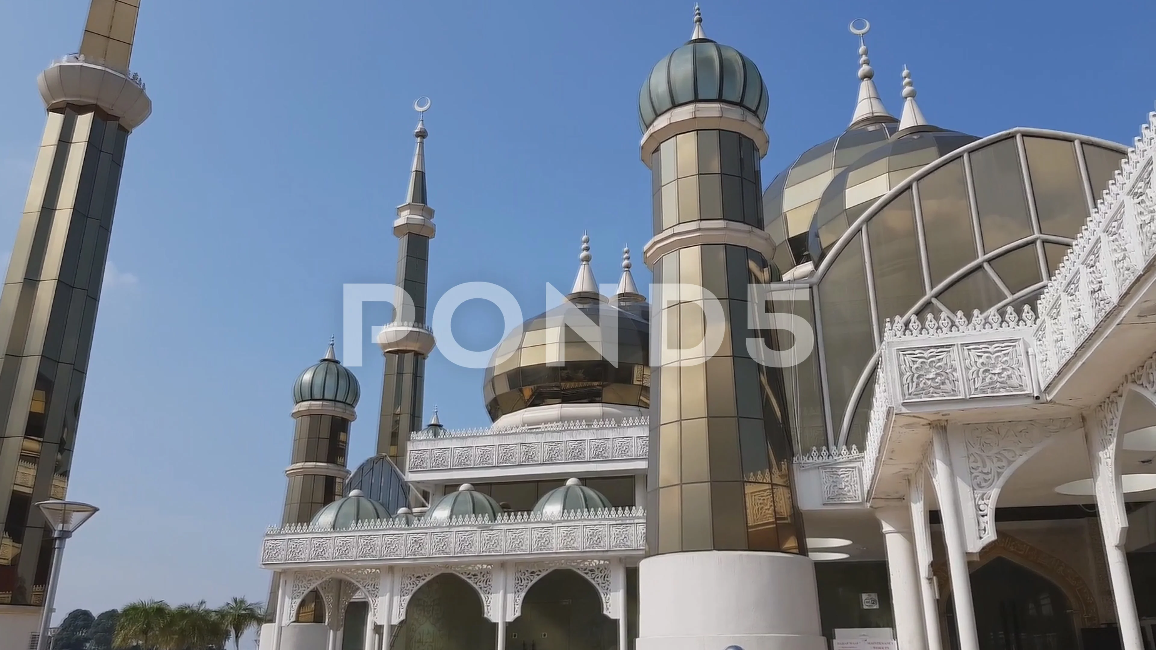 Kristal masjid Architecture of