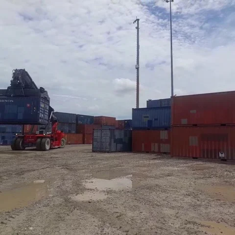 Terex is sorting sipping containers Stock Footage 301487953