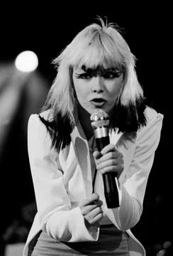 Teri Nunn of Berlin performs on Solid Gold in 1984 Credit: Ron Wolfson / Stock Photos