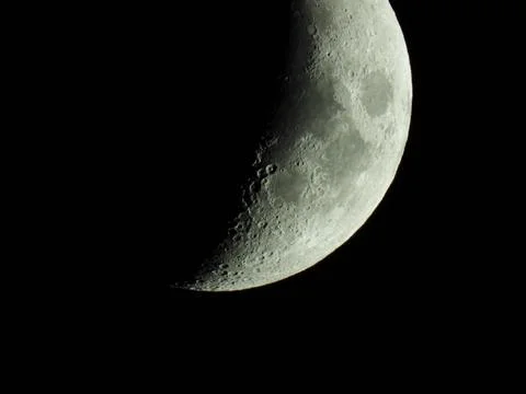 The term increasing crescent moon is used to describe the period after a n... Stock Photos