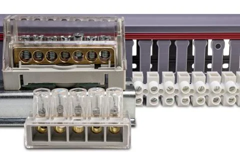 Terminal blocks and distribution blocks. Connecting electrical cables 스톡 사진