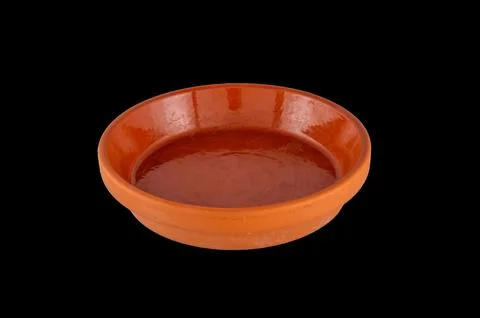 Terracotta Clay Bowl Empty Earthenware Dish Isolated On Black Background Fo.. Fotos de archivo