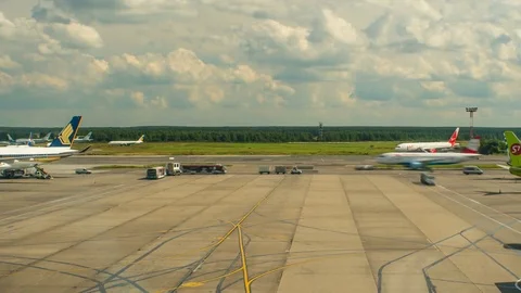 The territory of the airport. Timelapse. Video stock 79367873