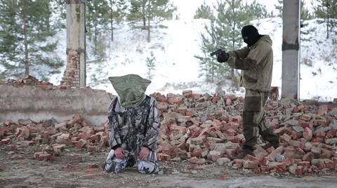 Terrorist killed a hostage Vídeos de archivo 44786918