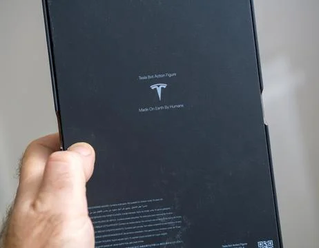 Tesla Bot Action Figure Box Back POV 写真素材