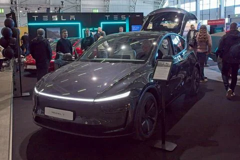 Tesla Model Y (2025). Foto stock