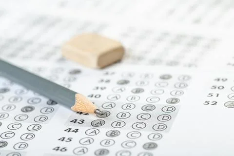 Testing in exercise and exam paper. computer sheet with pencil in school test Foto stock