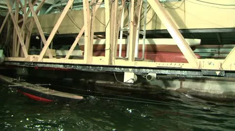 Testing the model of a ship in the pool. Video stock 11293755