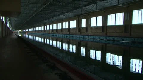 Testing the model of a ship in the pool. Video stock 11293783