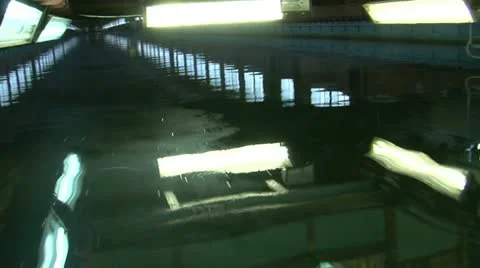 Testing the model of a ship in the pool. Video stock 11294044
