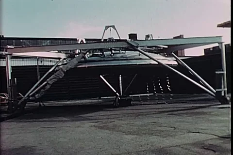 Testing of modified engine on full power to visualization of jet - 1960 Vídeos de archivo 101162383