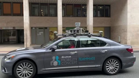 Testing self driving car Stockbeeldmateriaal 139097783