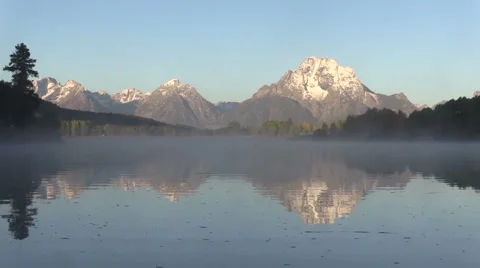 Teton Sunrise Reflection Vídeos de archivo 56552438