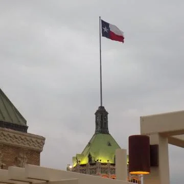 Texas Flag On Building 库存照片