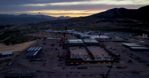 Texas Instruments semiconductor fabrication plant under construction in Lehi Vídeo Stock 337938699