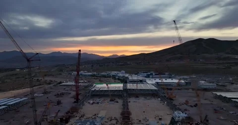 Texas Instruments Semiconductor Plant Construction Site at Sunset, Lehi Utah - Vídeo Stock 337938687