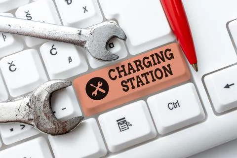 Text caption presenting Charging Station. Word Written on places where showing Foto stock