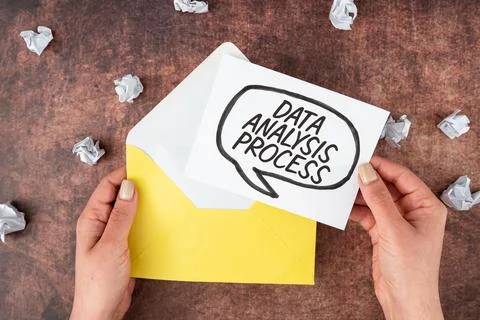 Text caption presenting Data Analysis Process. Word Written on build a dashboard Foto stock