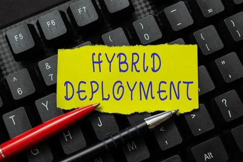 Text caption presenting Hybrid Deployment. Business idea a combination of Foto stock