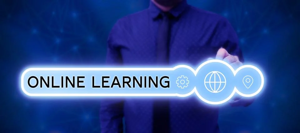 Text caption presenting Online Learning. Word Written on Larning with the 스톡 사진