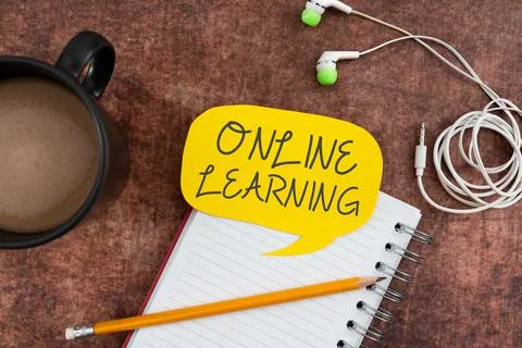 Text caption presenting Online LearningLarning with the assistance of the 写真素材