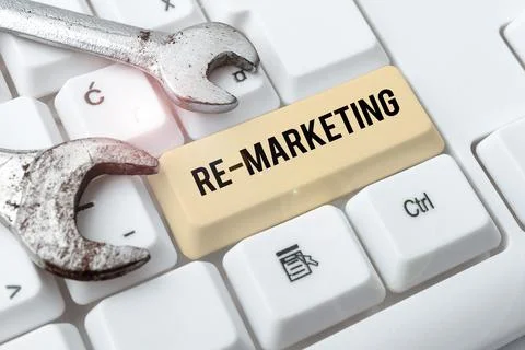 Text caption presenting Re Marketing. Internet Concept Strategy to reach pote Foto stock