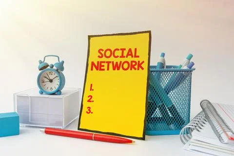 Text caption presenting Social Network. Business approach a framework of Foto stock
