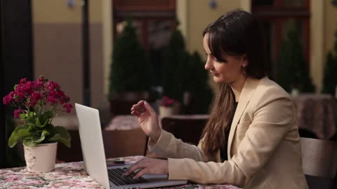 Text message, using laptop, social network, Stock-Footage 271201166