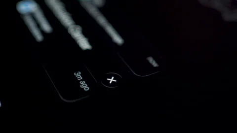 Text Messaging, Black mobile phone screen notifies new message. 스톡 동영상 331407034