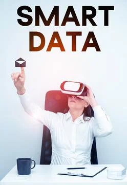 Text showing inspiration Smart Data. Word for digital information that is Foto stock
