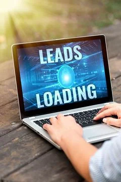 Text sign showing Leads Loading. Internet Concept Initiating customer regards Foto stock