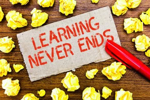 Text sign showing Learning Never Ends. Conceptual photo Life Long Educational Foto stock
