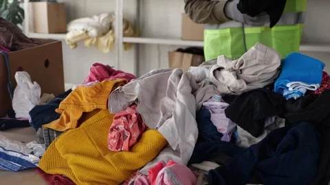 The textile waste problem. Clothing Recycling. Garment Collecting programme Vidéo 247476246