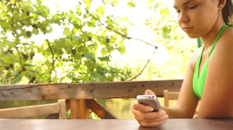 Texting on cell phone Видео 27391811