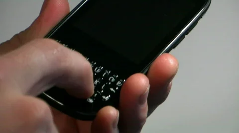 Texting with one hand Stock-Footage 642771