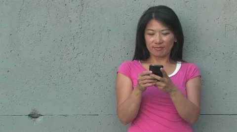 Texting on Smart Phone Stockbeeldmateriaal 11896202