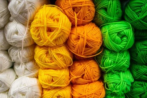 The texture of multi-colored fluffy woolen threads for knitting. Stock-Fotos
