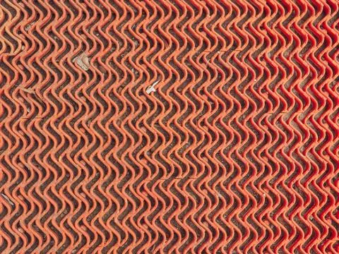 The texture of the plastic grille is red. Wave pattern Stock-Fotos
