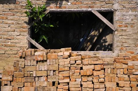  Textured Brick Wall with Broken Frame Stock Photos