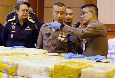 Thai authorities seized large quantity of drugs under Prime Minister's drug prob Stock Photos