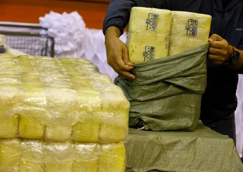 Thai authorities seized large quantity of drugs under Prime Minister's drug prob Stock Photos