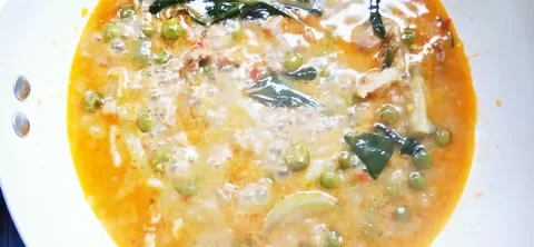 Thai beef curry boiling. Stock Footage 159576756