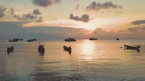 Thai boats at sunset 库存影片 85421420
