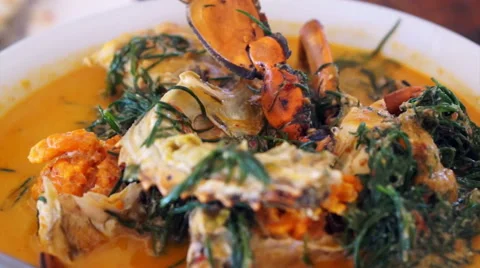 Thai cuisine, Seafood blue crab with spicy coconut curry soup and vegetable Stock Footage